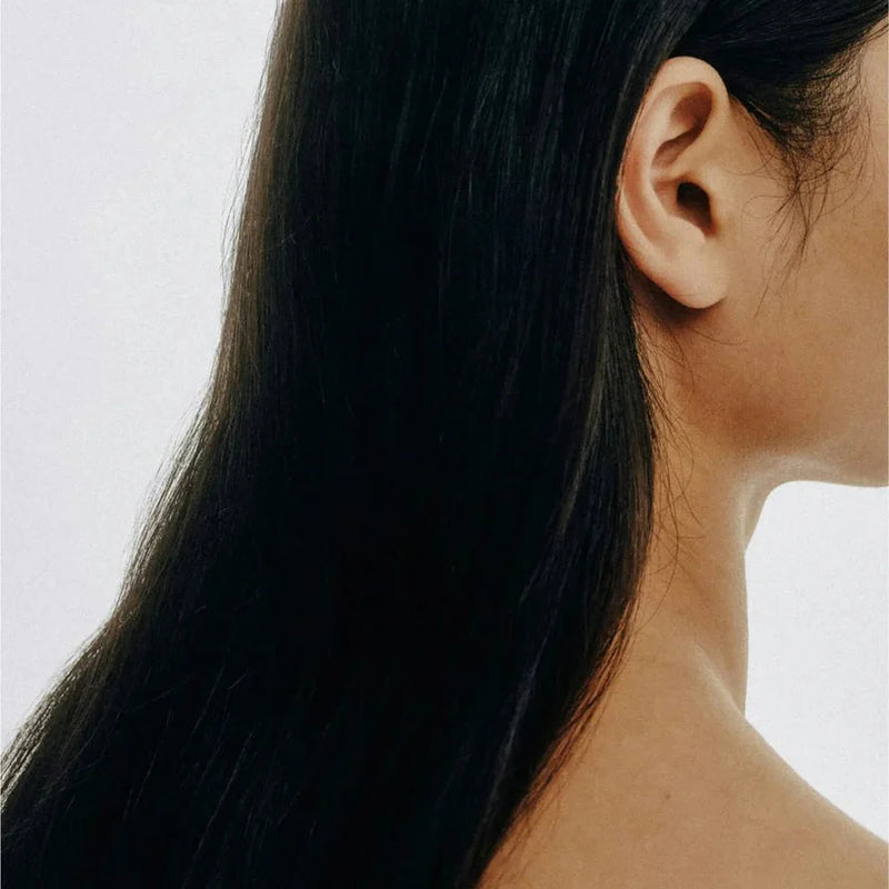 Natuurlijke haarverzorging van Veloura met shampoo, conditioner, leave-in mist en haarmasker voor glanzend haar
