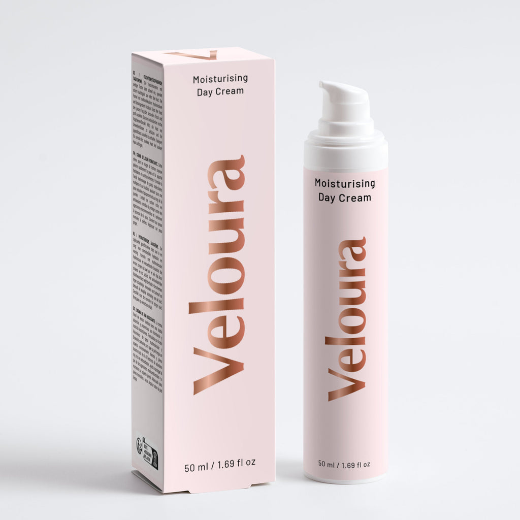 Veloura moisturizing dagcreme in luxe pompflesje met doosje